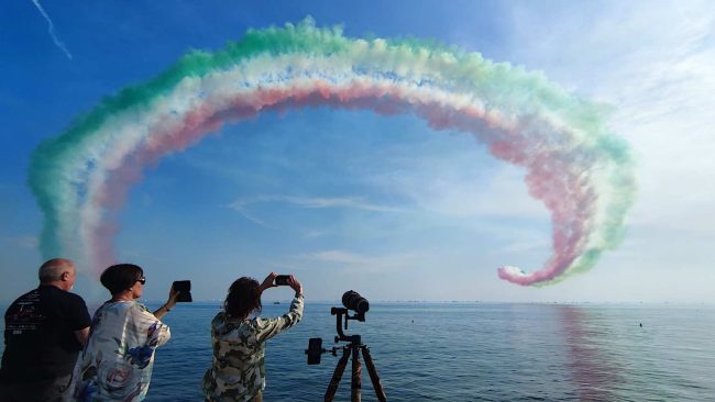 Frecce Tricolori sul Lido di Genova